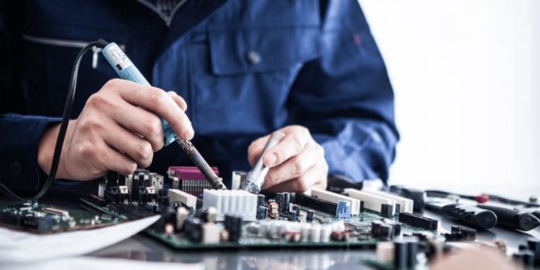Công nhân lắp ráp làm gì? Công việc, mức lương và yêu cầu