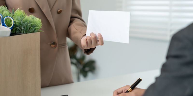 Đơn xin nghỉ việc công nhân cần nộp cho quản lý