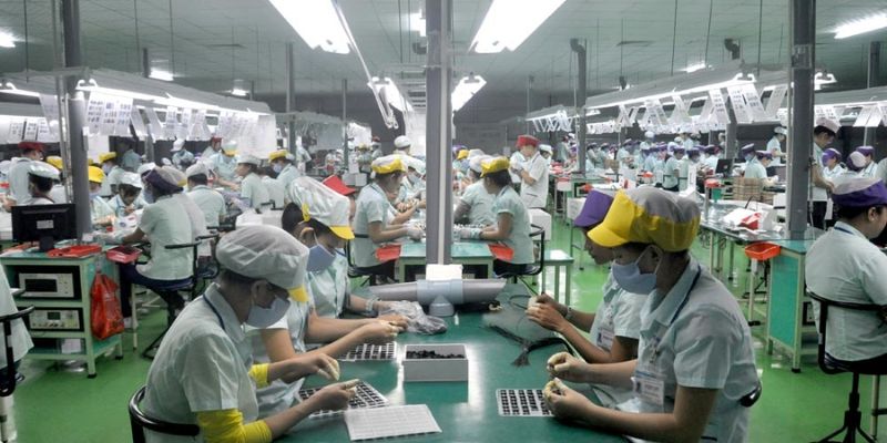 Quyền lợi và thưởng thêm trong lương công nhân