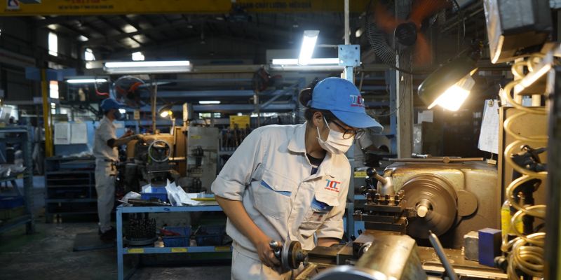 Update lương công nhân Luxshare mới nhất